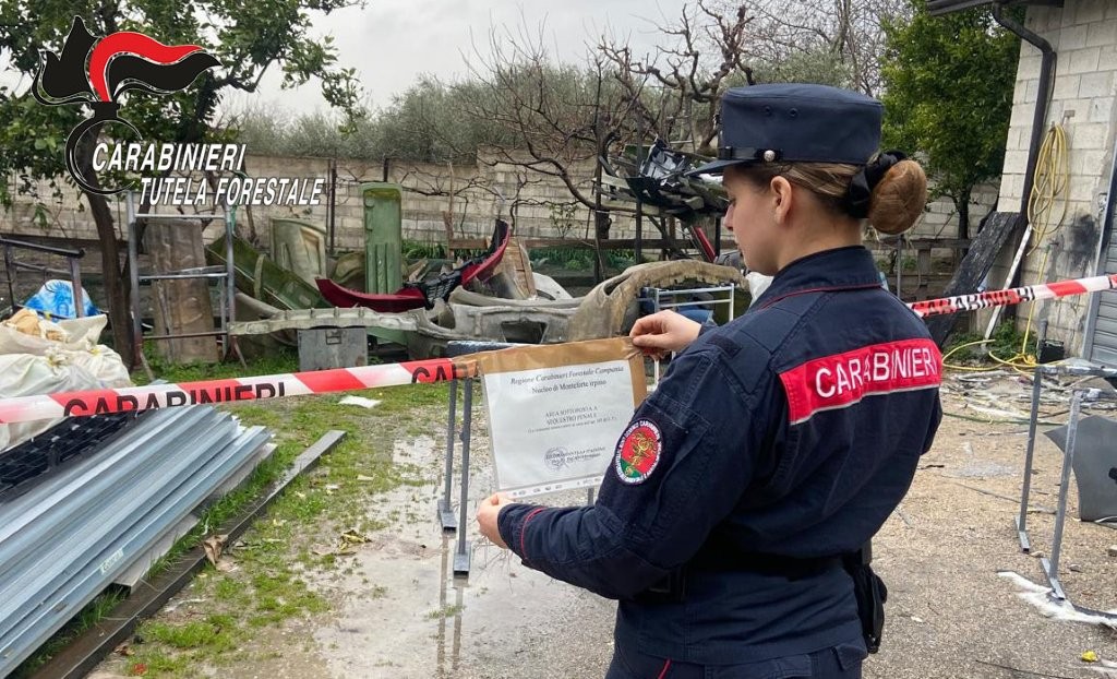 AVELLA (AV): Gestione illecita di rifiuti speciali pericolosi. I Carabinieri denunciano una persona