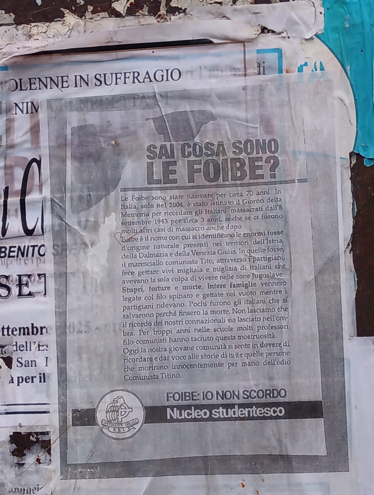 Manifesti controversi compaiono sui muri di Avella: segnalazioni e polemiche