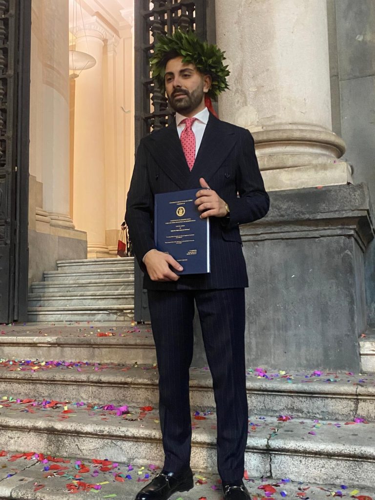 Avella, Tiziano Biancardi festeggia la laurea in Giurisprudenza alla Federico II