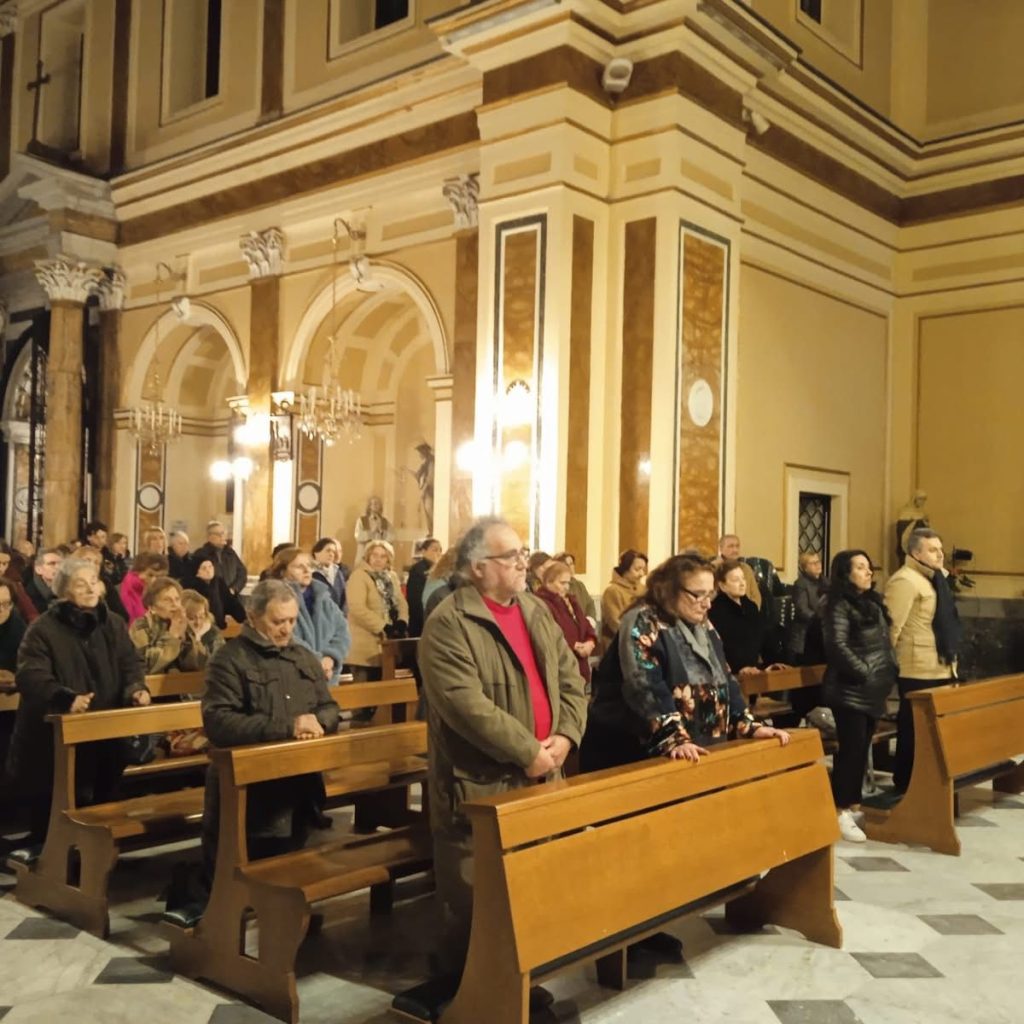 Mugnano del Cardinale, al Santuario di Santa Filomena la celebrazione delle Ceneri: “Ritornare a Cristo con cuore rinnovato”(foto)