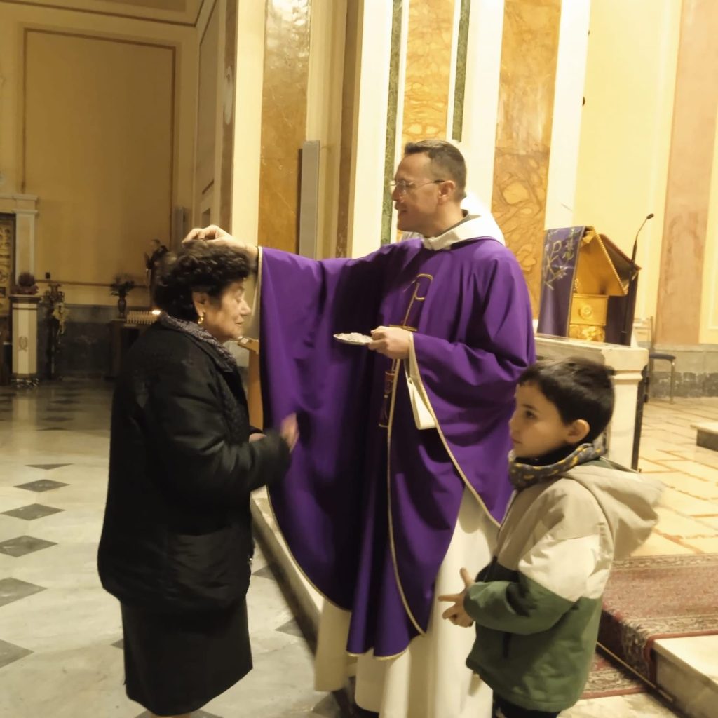 Mugnano del Cardinale, al Santuario di Santa Filomena la celebrazione delle Ceneri: “Ritornare a Cristo con cuore rinnovato”(foto)