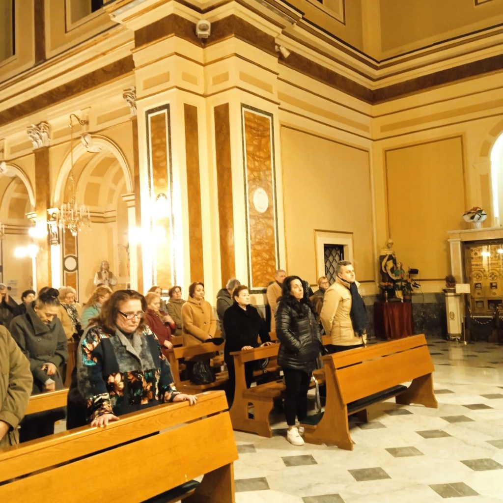 Mugnano del Cardinale, al Santuario di Santa Filomena la celebrazione delle Ceneri: “Ritornare a Cristo con cuore rinnovato”(foto)