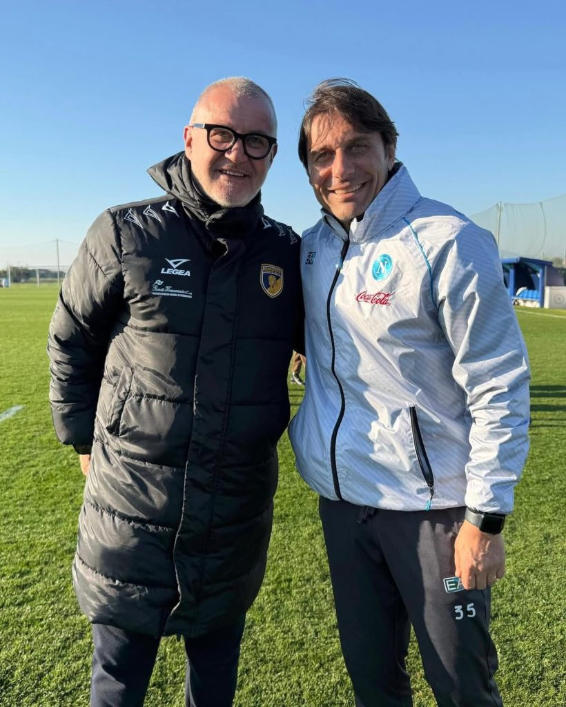 Napoli, test convincente: 4 0 al Giugliano e segnali positivi per Conte Napoli, test convincente: 4 0 al Giugliano e segnali positivi per Conte