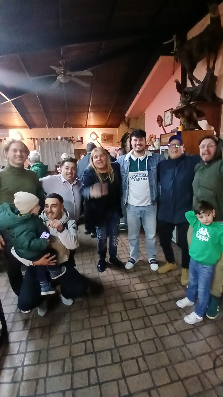 Monteforte Irpino, grande festa all’Heidi Park per i 42 anni di Felice Ruberto Monteforte Irpino, grande festa all’Heidi Park per i 42 anni di Felice Ruberto