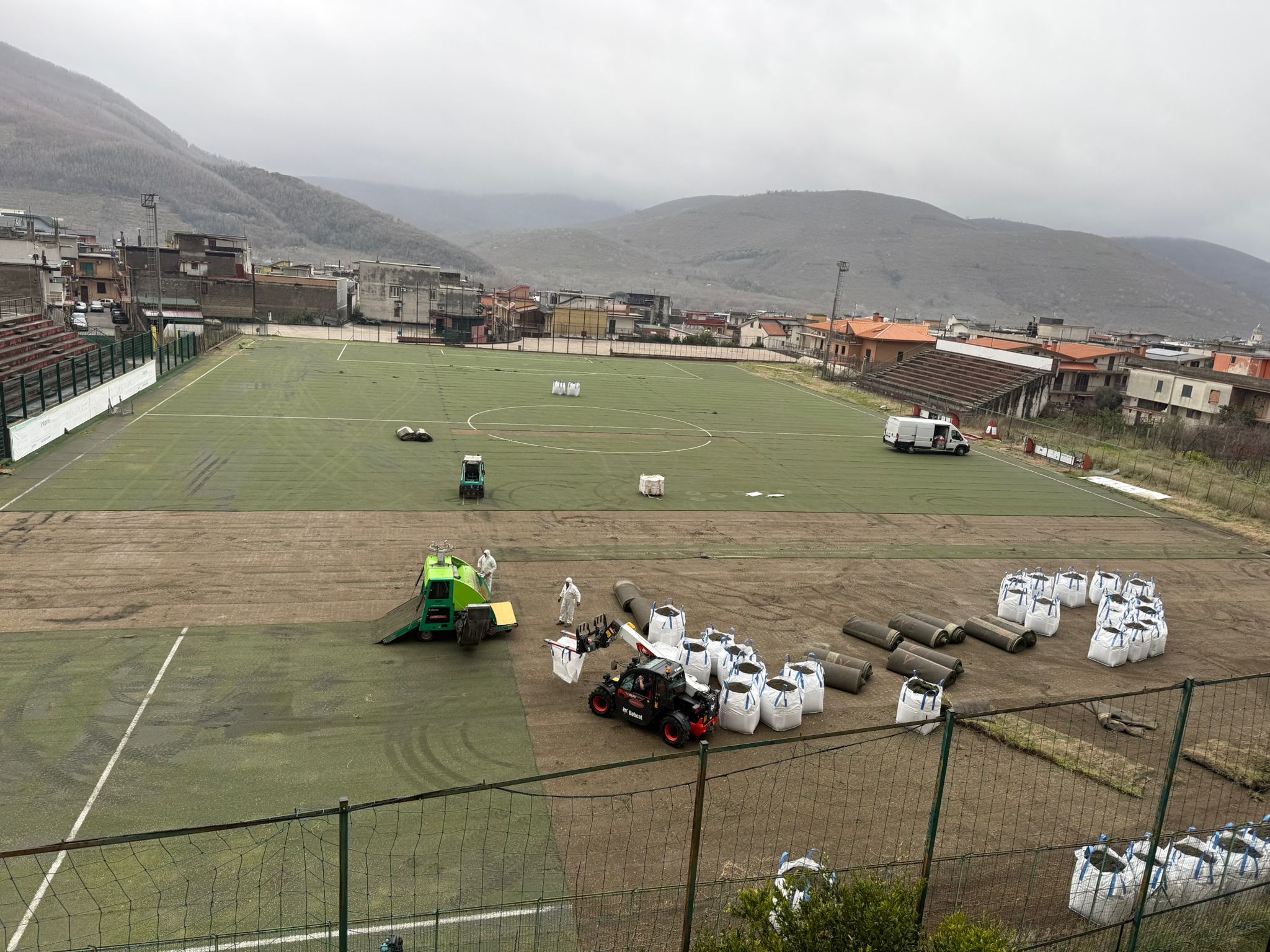 Mugnano del Cardinale, il campo “Angelo Sanseverino” si rifà il look: al via la nuova fase dei lavori (foto e video)