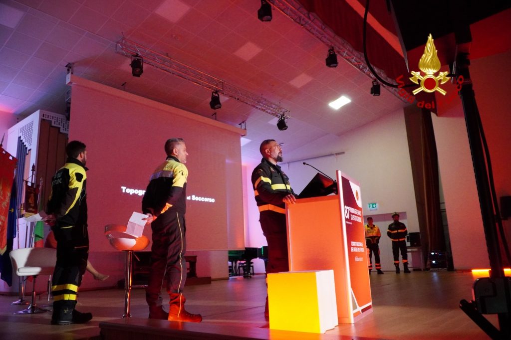 I Vigili del Fuoco celebrano la prima Festa Istituzionale del Corpo Nazionale ad Avellino.