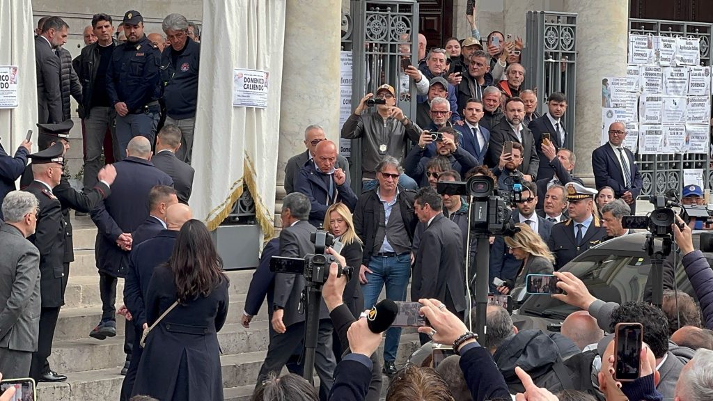 Nola, commozione e richiesta di giustizia ai funerali del piccolo Domenico Caliendo. Foto Nola, commozione e richiesta di giustizia ai funerali del piccolo Domenico Caliendo. Foto