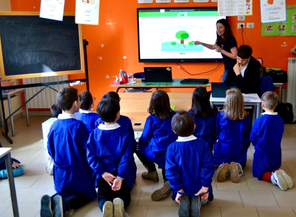 I Ragazzi del Servizio Civile di Sperone: Radici Verdi per un Futuro più Sostenibile.
