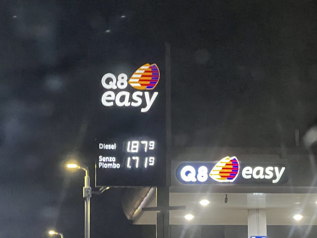 Carburanti, prezzi in aumento nel Baianese: diesel vicino ai 2 euro al litro