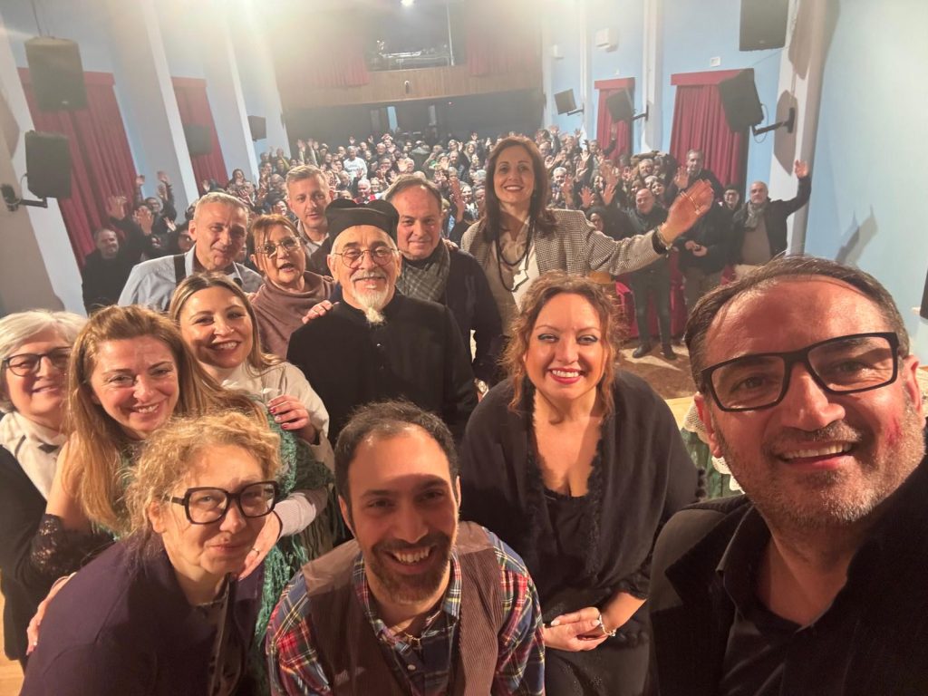 Successo a Napoli per la compagnia “Zigo Zago” di Sperone: teatro e solidarietà all’Istituto Smaldone Successo a Napoli per la compagnia “Zigo Zago” di Sperone: teatro e solidarietà all’Istituto Smaldone