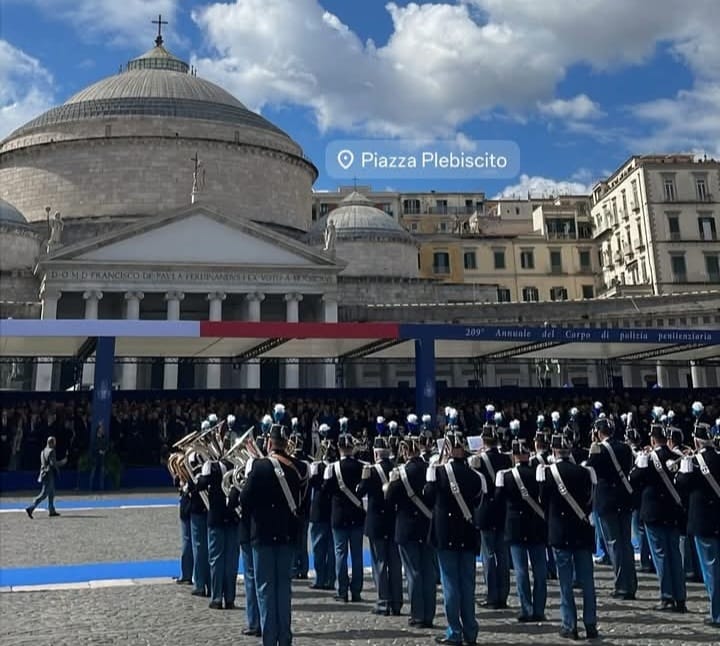 Napoli, medaglia al valore alla memoria di Michele Gaglione: il ricordo e la dignità della famiglia avellana in Piazza del Plebiscito