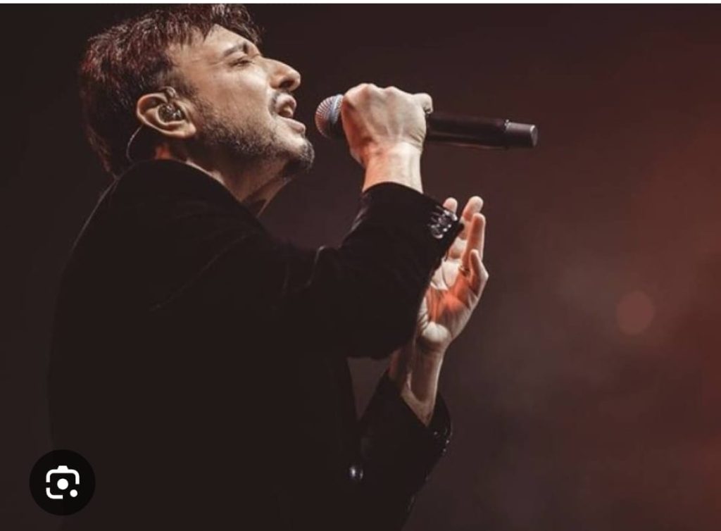 Petruro di Forino: Colpo da novanta con Gigi Finizio per i Festeggiamenti di San Michele Arcangelo. Appuntamento sabato 8 Agosto