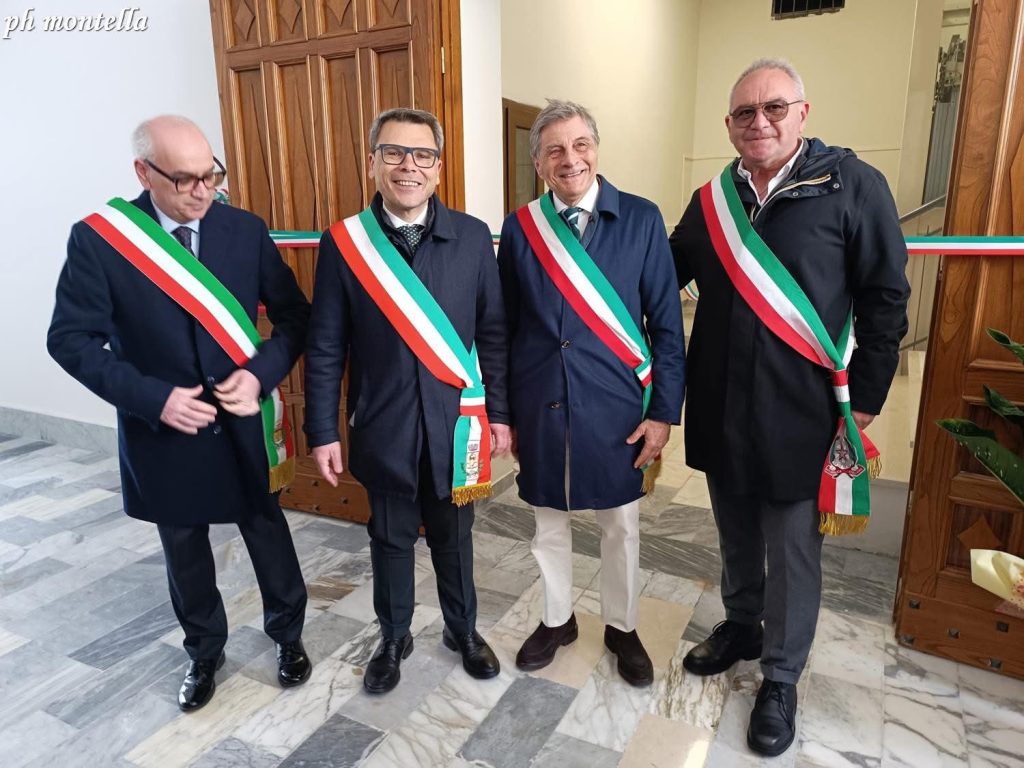 Baiano inaugura la nuova Casa Comunale: istituzioni e cittadini uniti per un nuovo inizio.(foto)
