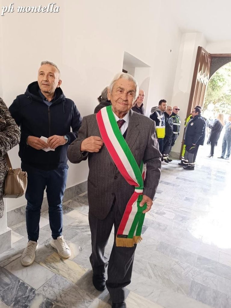 Baiano inaugura la nuova Casa Comunale: istituzioni e cittadini uniti per un nuovo inizio.(foto)
