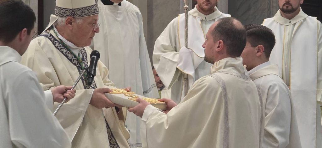 Diocesi di Nola: tre nuovi diaconi per la comunità ecclesiale Diocesi di Nola: tre nuovi diaconi per la comunità ecclesiale