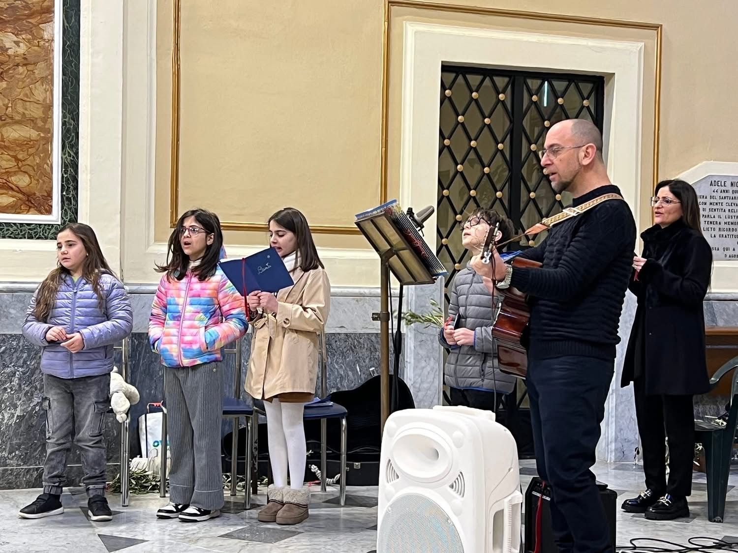 Mugnano del Cardinale, grande partecipazione alla benedizione delle palme: don Giuseppe Autorino guida la comunità