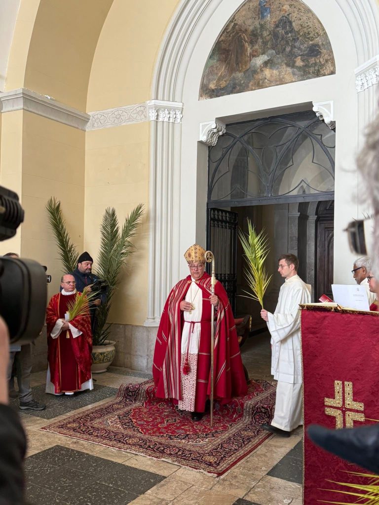 Montevergine riapre ai fedeli nella Domenica delle Palme: l’abate Guariglia, “Siate costruttori di vita”