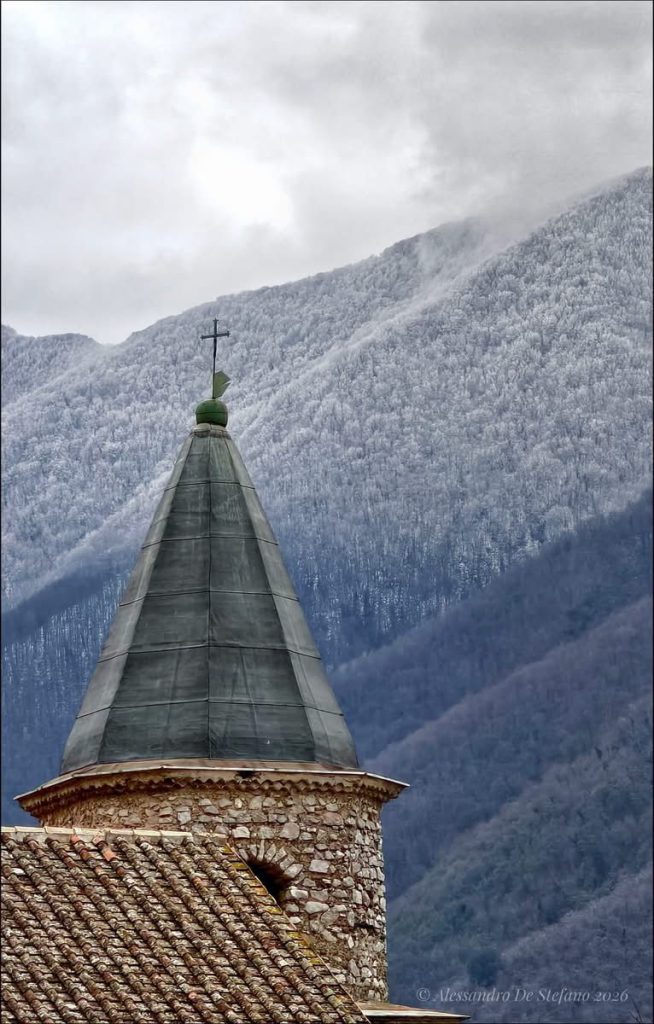Irpinia imbiancata, paesaggi incantati dopo la neve: scenari da cartolina (foto)