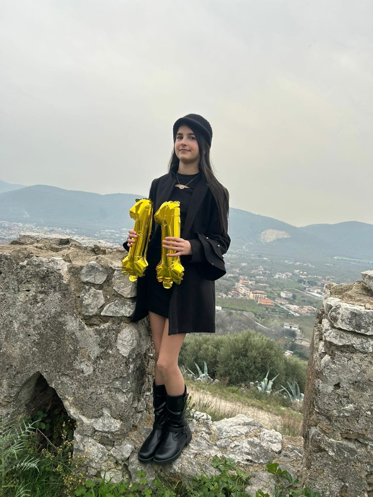 SPERONE. Tanti auguri alla piccola Laura Napolitano, oggi compie 11 anni