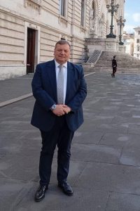 A tu per tu con Nicola Guerriero: tra dolore, memoria e campagna elettorale, Quadrelle Civica torna in campo