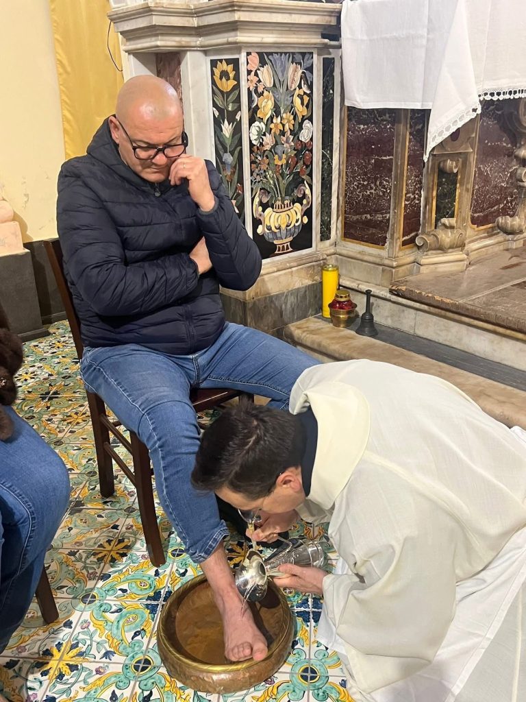 Mugnano del Cardinale, il Giovedì Santo tra fede e silenzio: la comunità riunita nella Coena Domini