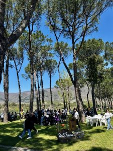 Pasquetta da record ad Avella: migliaia di visitatori tra natura, relax e organizzazione impeccabile