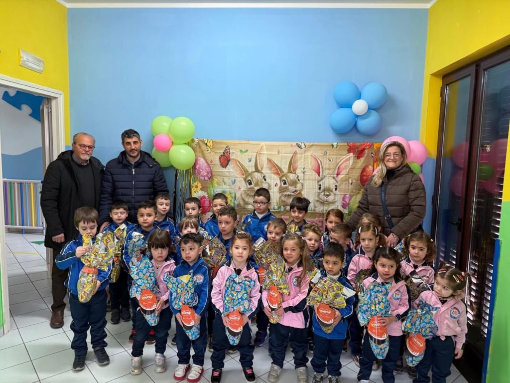 Lauro, un dolce gesto per i più piccoli: uova di Pasqua nelle scuole del territorio