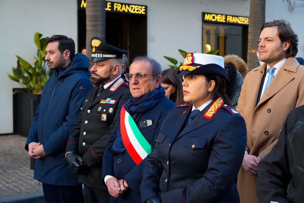 Sant’Anastasia, Venerdì Santo tra folla e devozione: la processione attraversa il paese