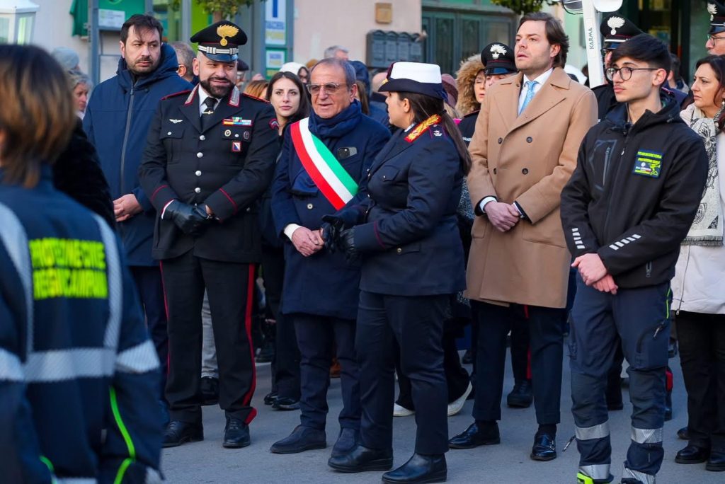 Sant’Anastasia, Venerdì Santo tra folla e devozione: la processione attraversa il paese