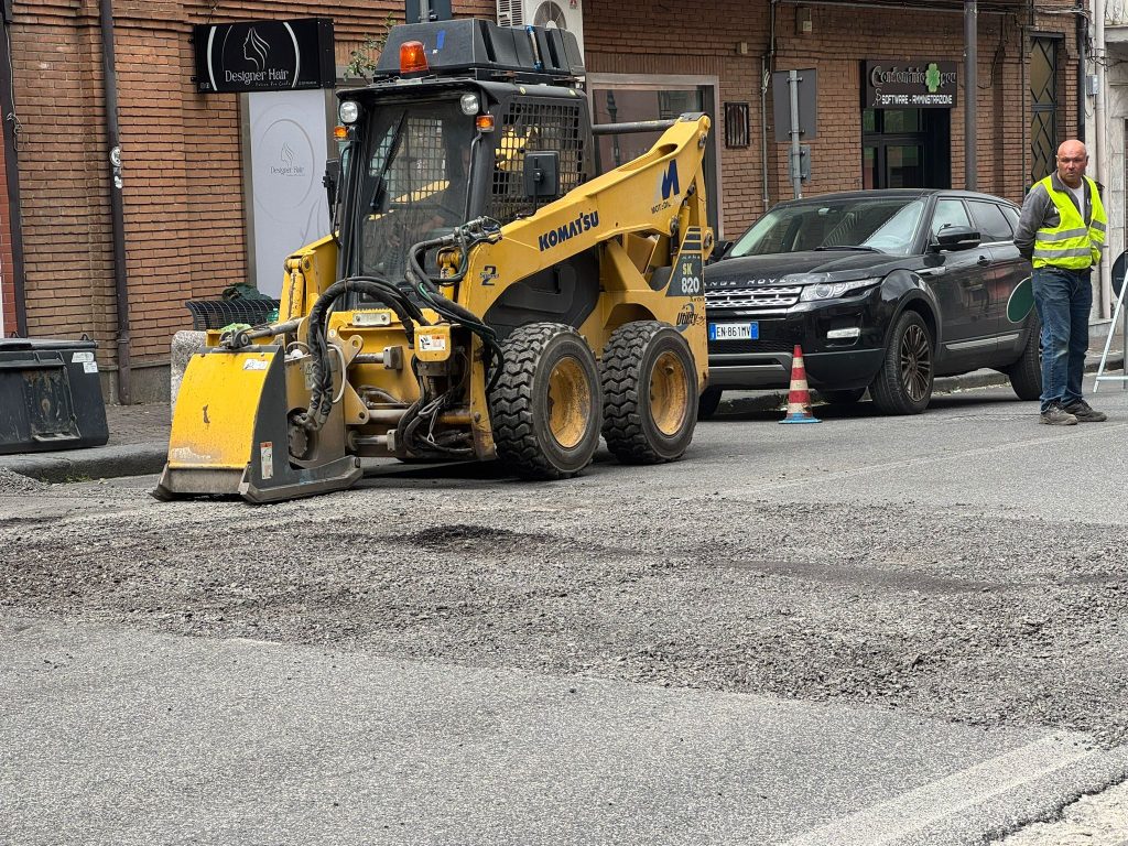 Mugnano del Cardinale, lavori in corso sul manto stradale