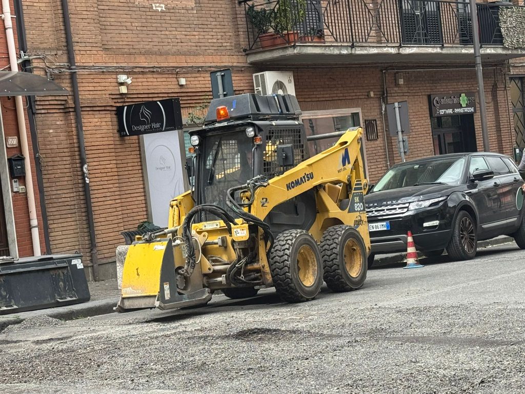 Mugnano del Cardinale, lavori in corso sul manto stradale