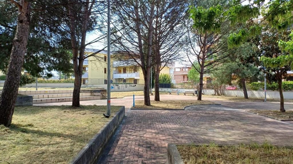 Cimitile, verde pubblico: prosegue la manutenzione su tutto il territorio comunale