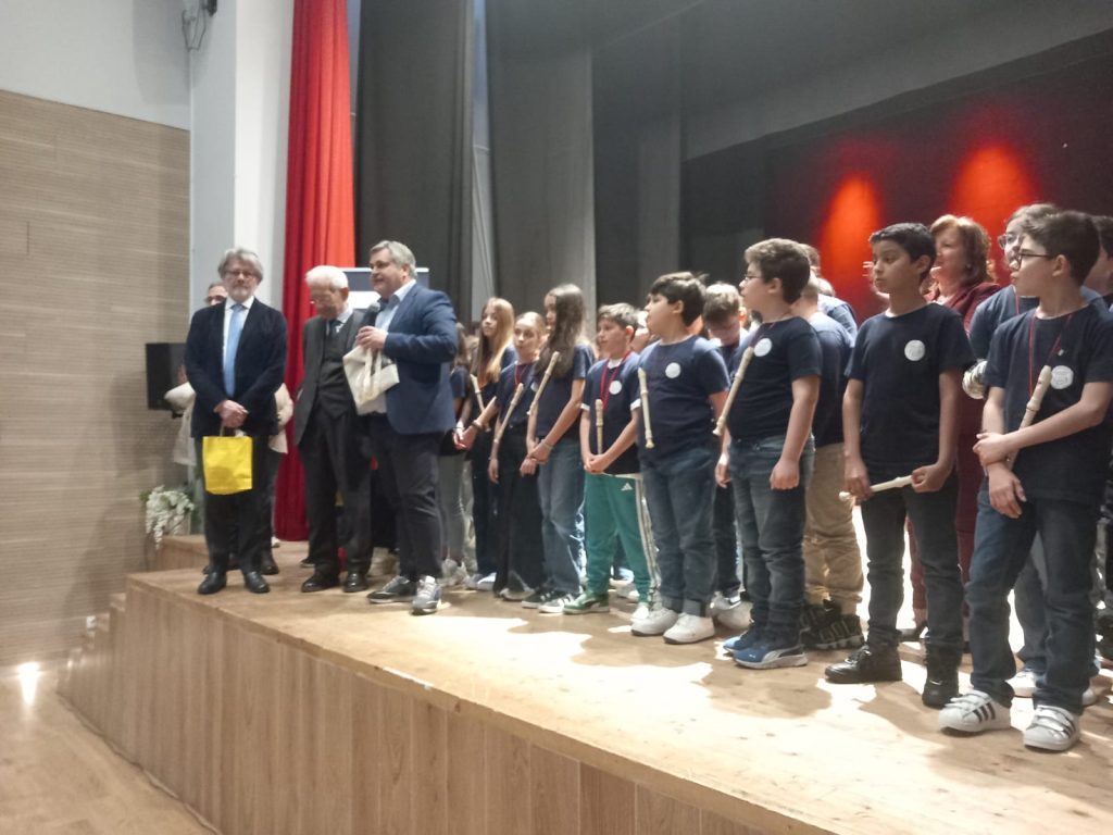 BAIANO. Grande successo per il primo appuntamento della seconda edizione della “Scuola di educazione politica”, un progetto di  Franco Vittoria