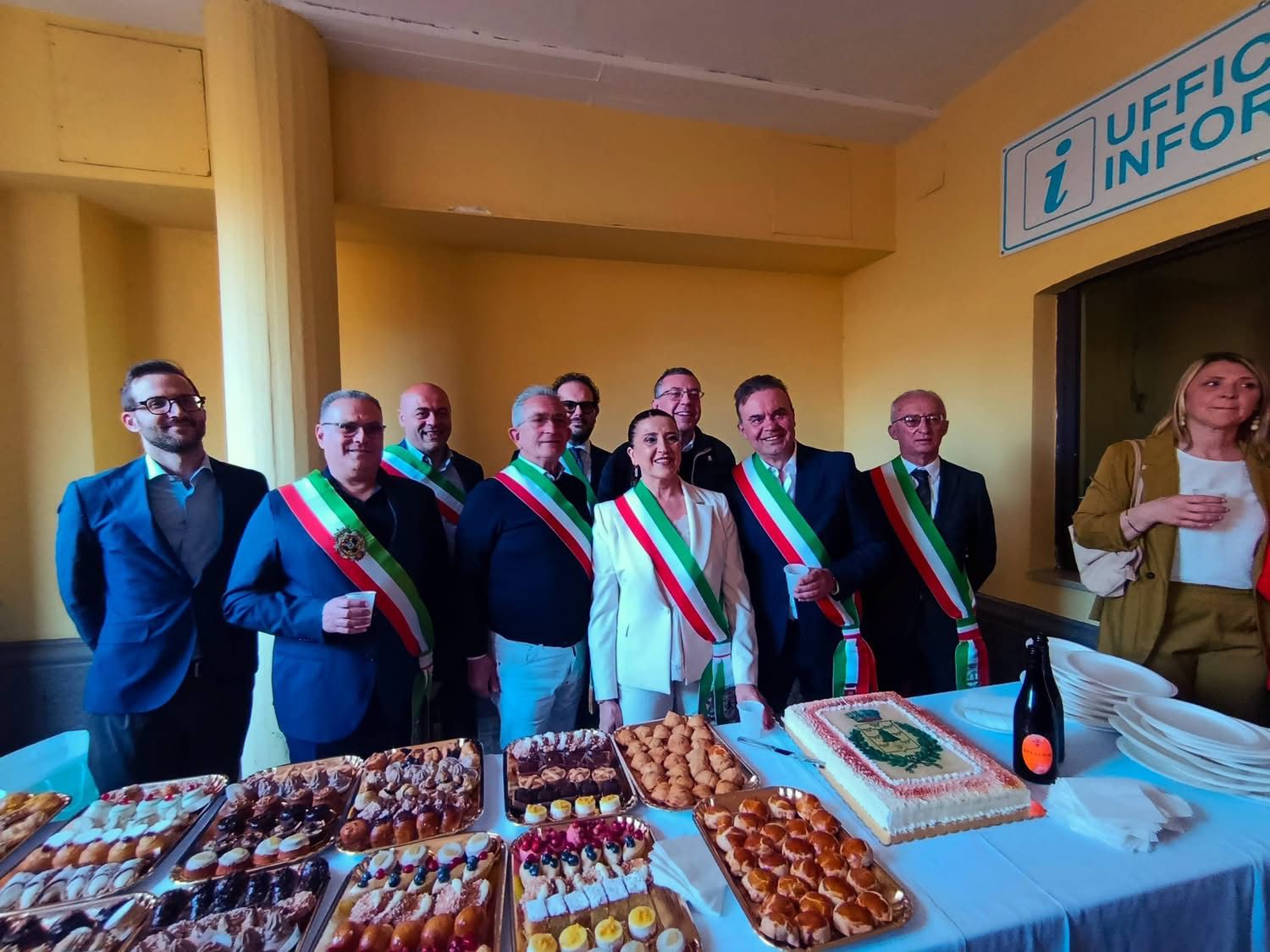 Cimitile, riapre la Casa Comunale: restituito alla città il cuore istituzionale.(foto)