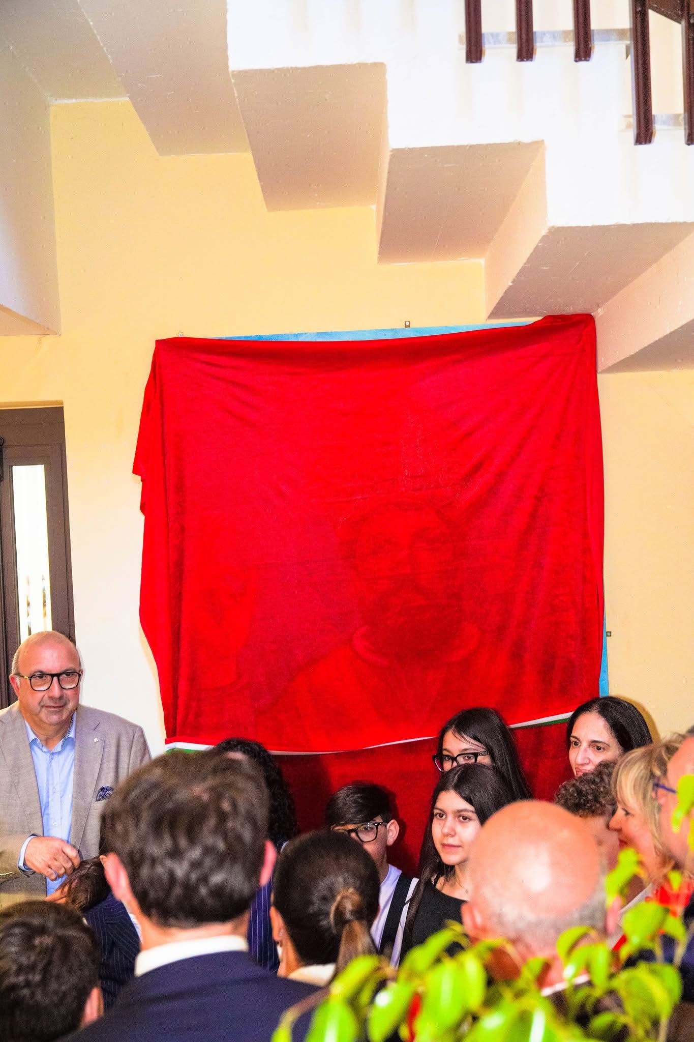 Cimitile, riapre la Casa Comunale: restituito alla città il cuore istituzionale.(foto)