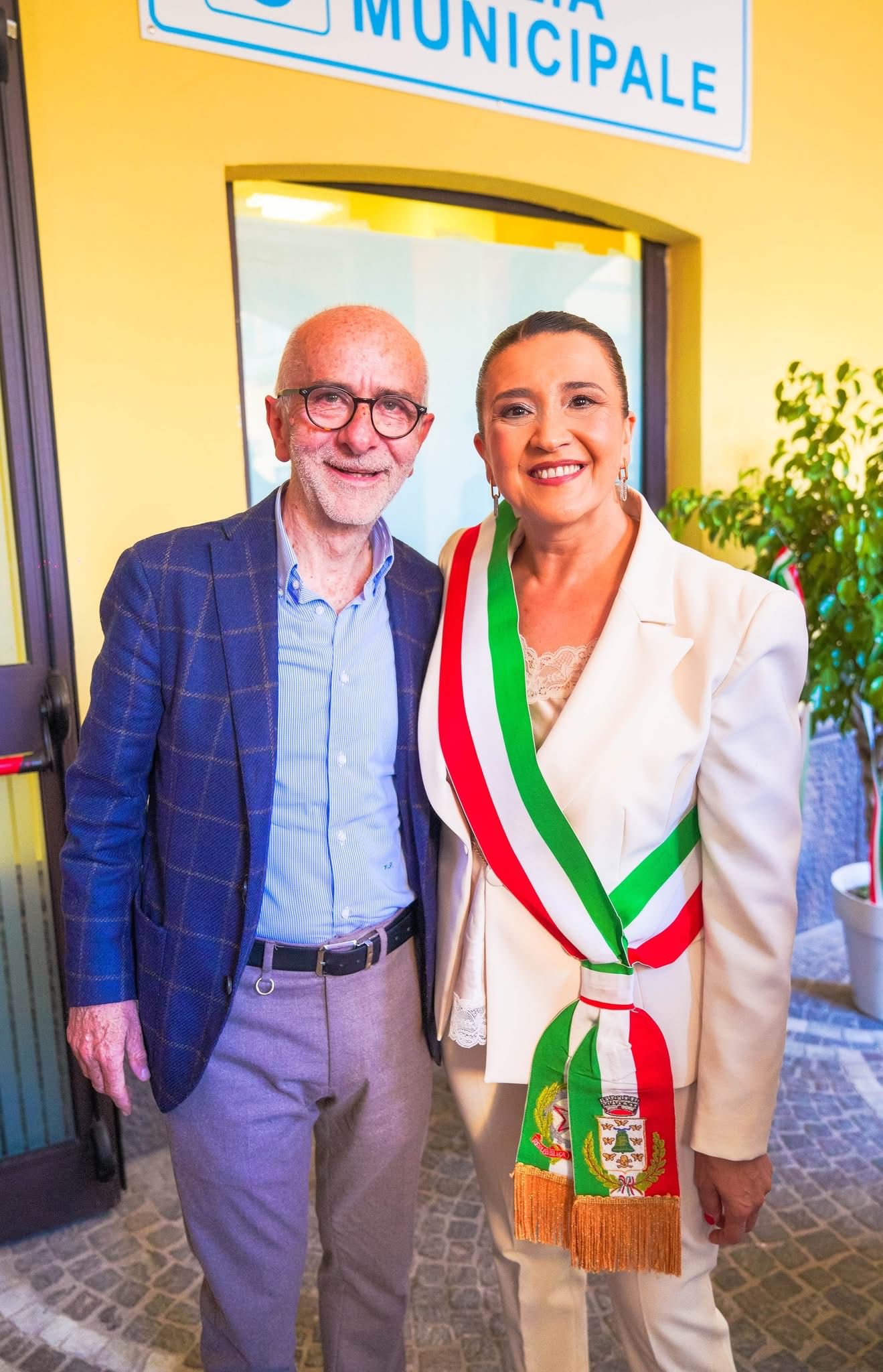 Cimitile, riapre la Casa Comunale: restituito alla città il cuore istituzionale.(foto)