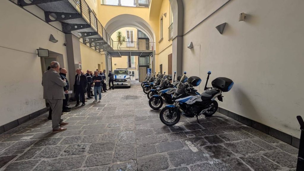 Torre del Greco, nuove moto per la Polizia Municipale: potenziati i servizi sul territorio