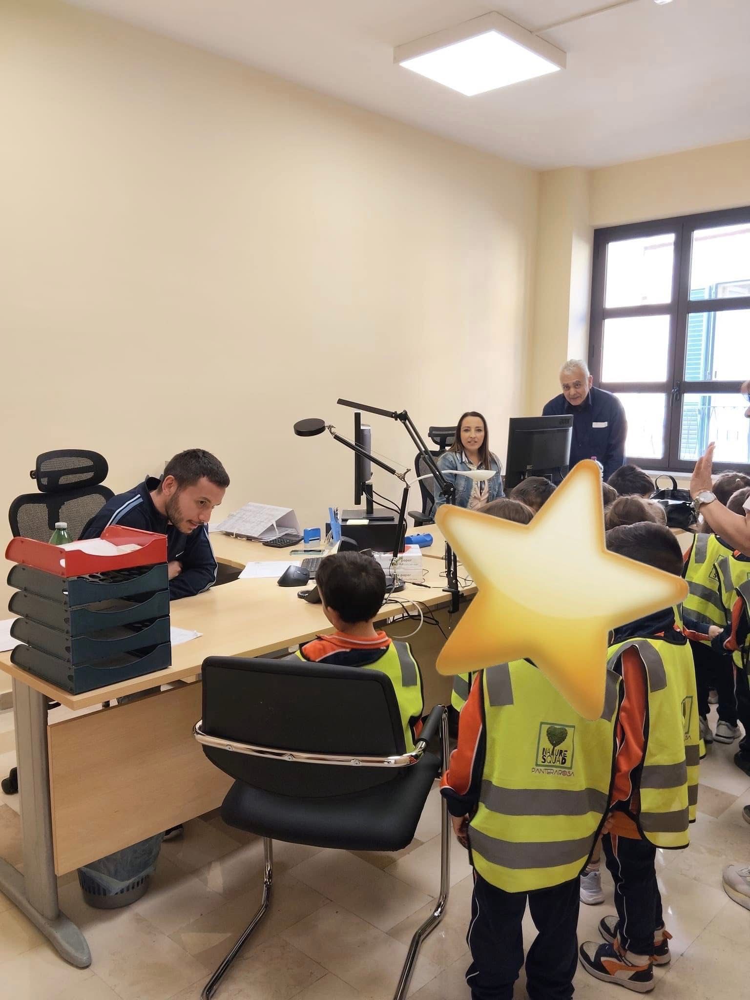 Cimitile, visita speciale nella nuova Casa Comunale: i bambini de “La Pantera Rosa” alla scoperta delle istituzioni