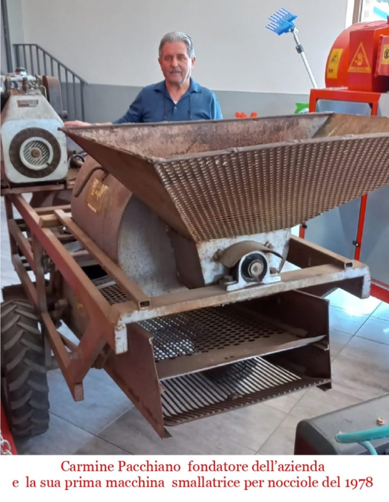 Pacchiano Macchine Agricole dal 1980 operativa nell’area industriale di  Sperone si rifà il look.  Un nuovo logo e sito web e nel mese di ottobre la presentazione alla clientela del calendario 2027