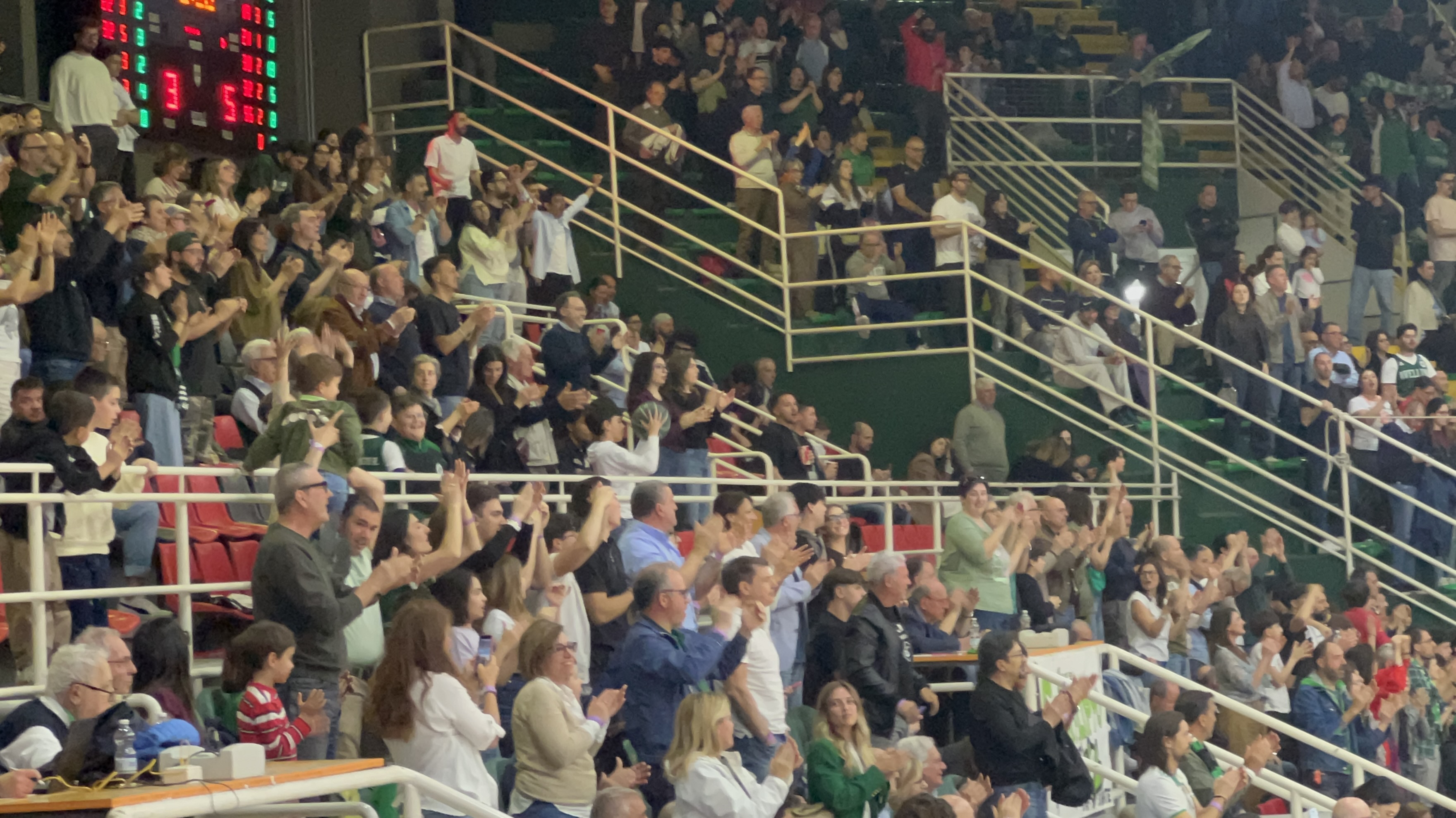 Avellino vola ai playoff: sarà sfida alla Fortitudo Bologna Avellino vola ai playoff: sarà sfida alla Fortitudo Bologna