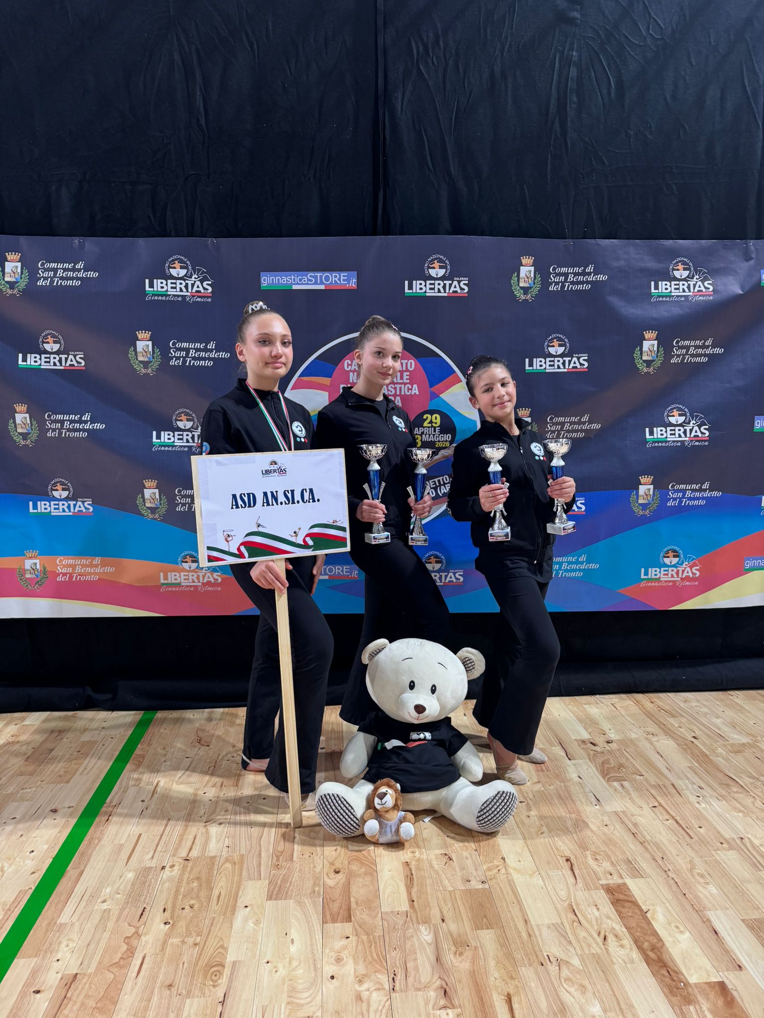 ASD An.Si.Ca. Sirignano trionfa ai Campionati Nazionali Libertas di Ginnastica Ritmica ASD An.Si.Ca. Sirignano trionfa ai Campionati Nazionali Libertas di Ginnastica Ritmica
