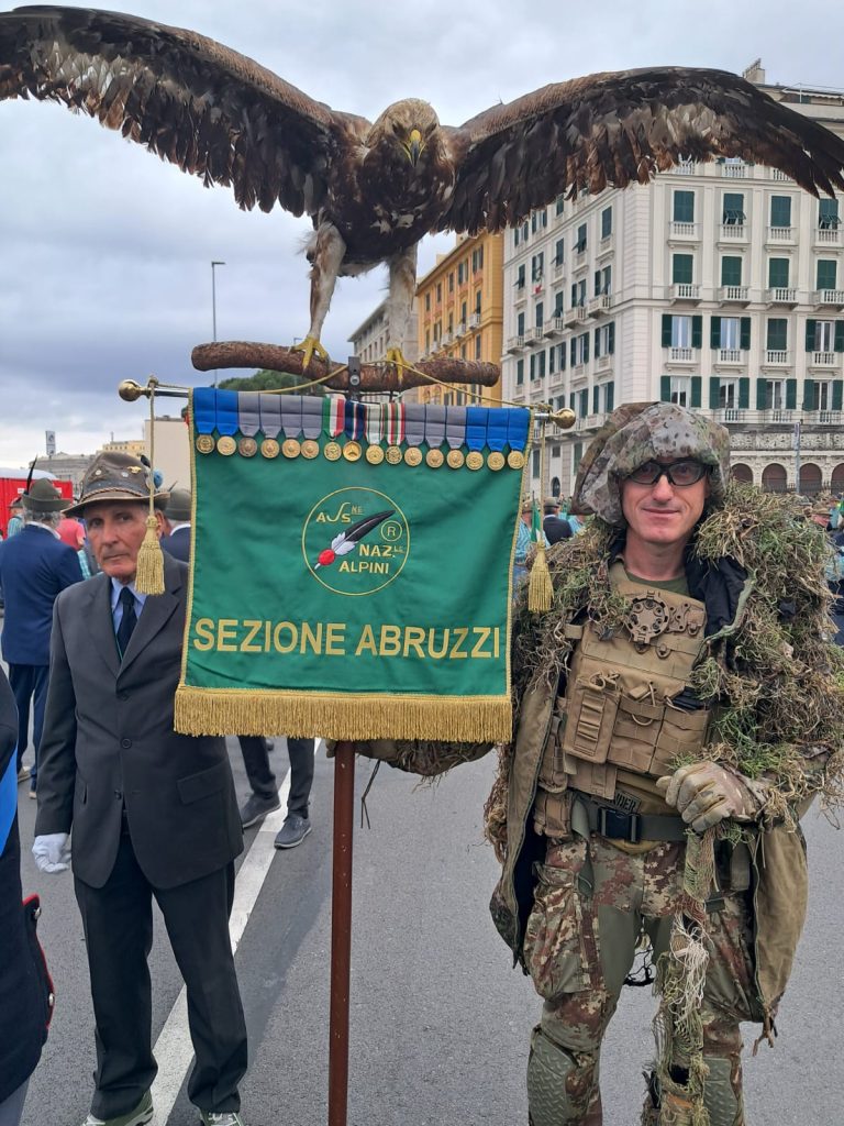 Antonio Picciocchi di Baiano sfila alla 97ª Adunata Nazionale degli Alpini di Genova Antonio Picciocchi di Baiano sfila alla 97ª Adunata Nazionale degli Alpini di Genova