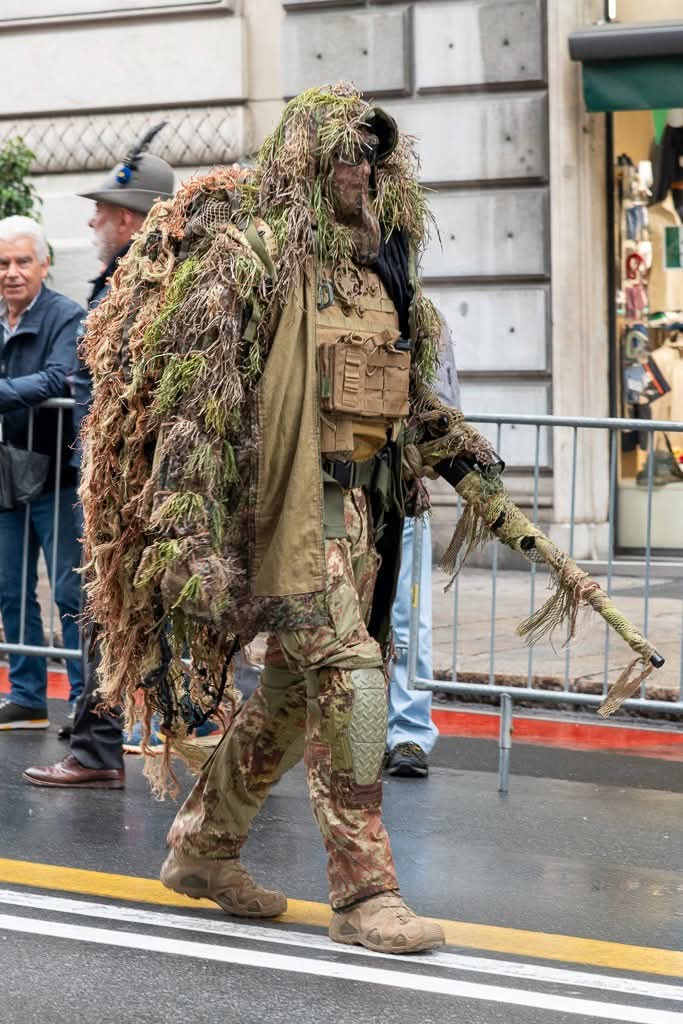 Antonio Picciocchi di Baiano sfila alla 97ª Adunata Nazionale degli Alpini di Genova Antonio Picciocchi di Baiano sfila alla 97ª Adunata Nazionale degli Alpini di Genova