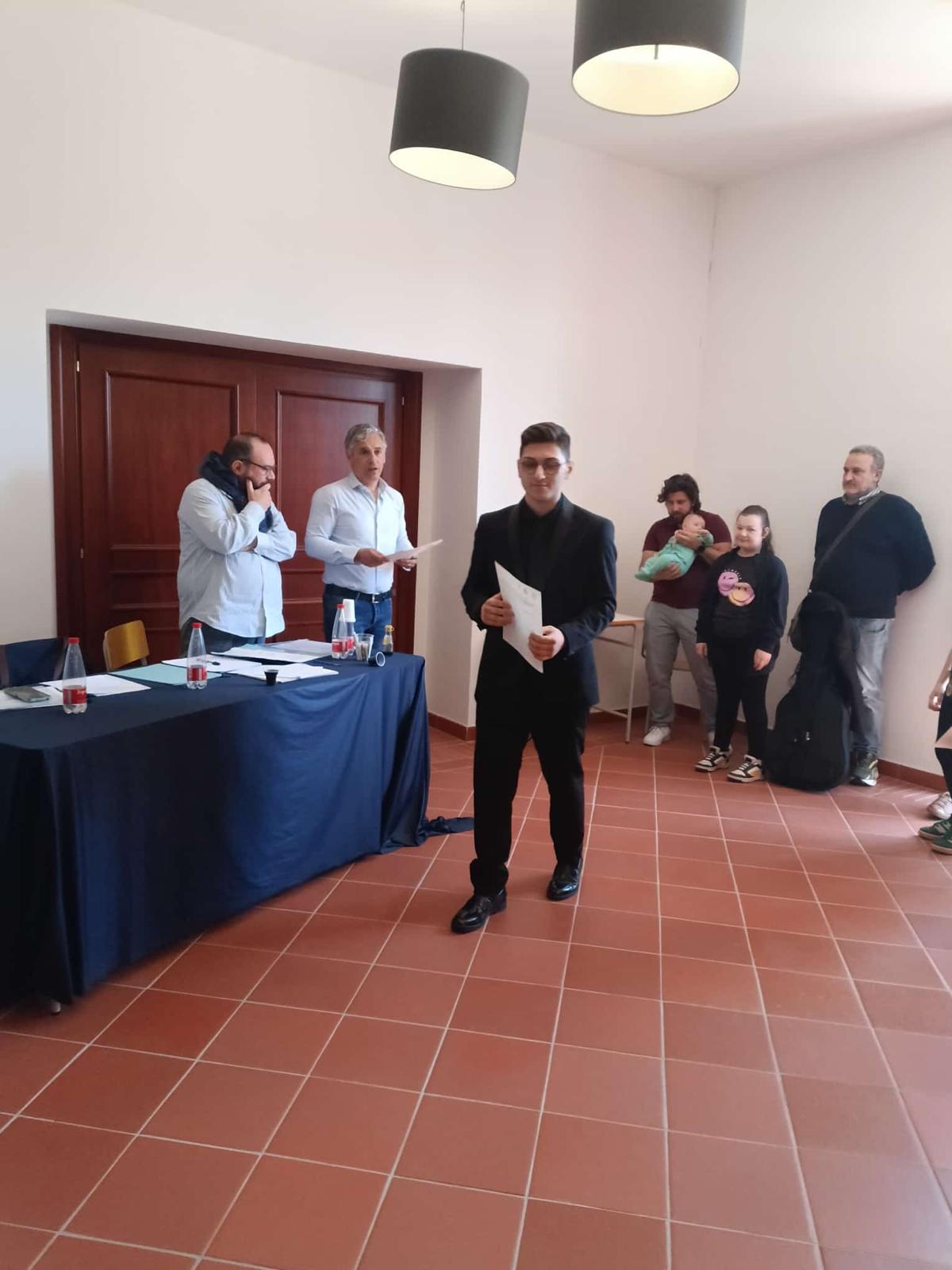 Mugnano del Cardinale, successo per Dominic Saveriano al concorso internazionale di Bracigliano Mugnano del Cardinale, successo per Dominic Saveriano al concorso internazionale di Bracigliano