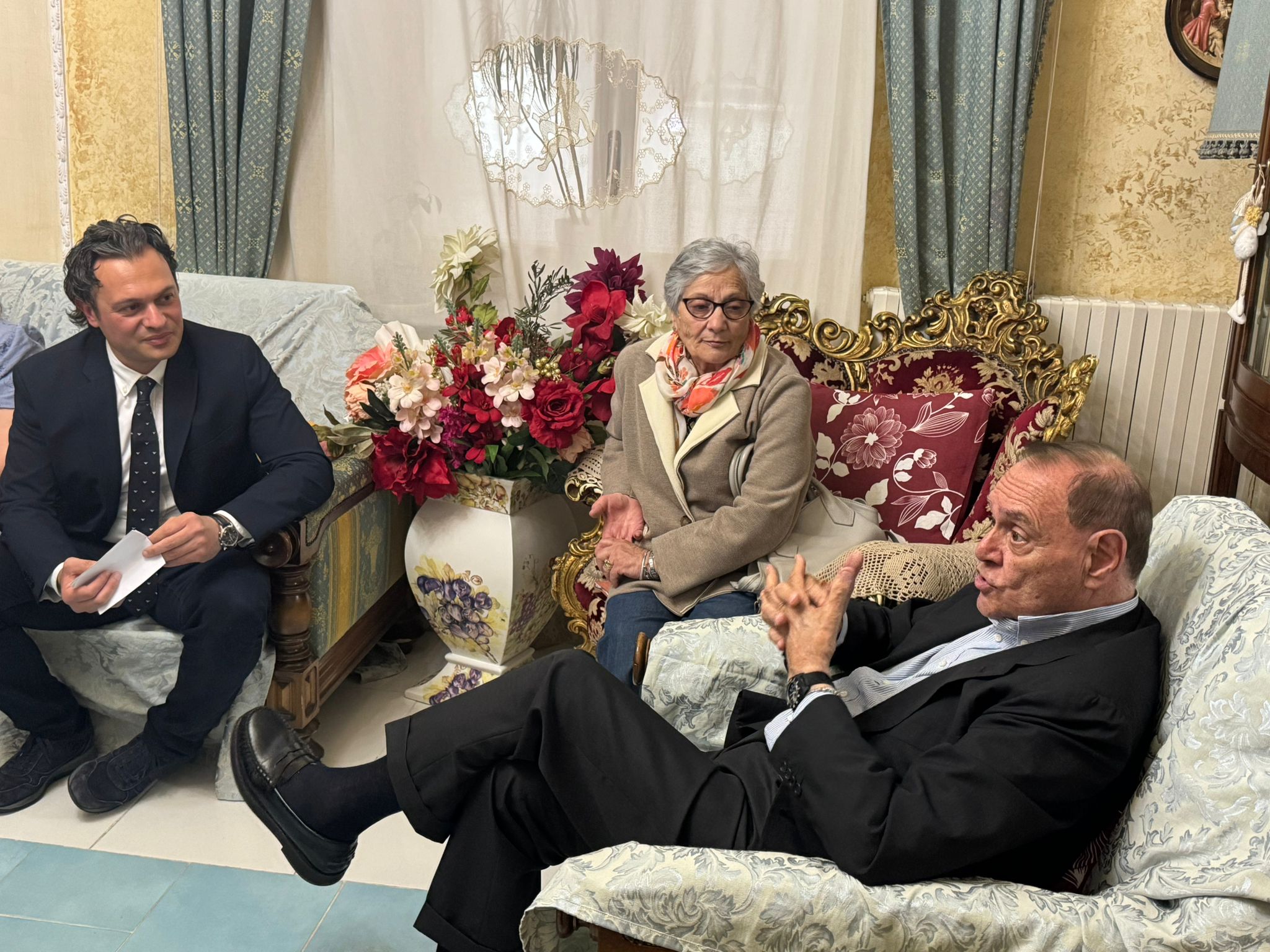 Quadrelle, Mastella e l’assessore regionale Serluca sostengono Carmine Isola: confronto su sviluppo e futuro del paese