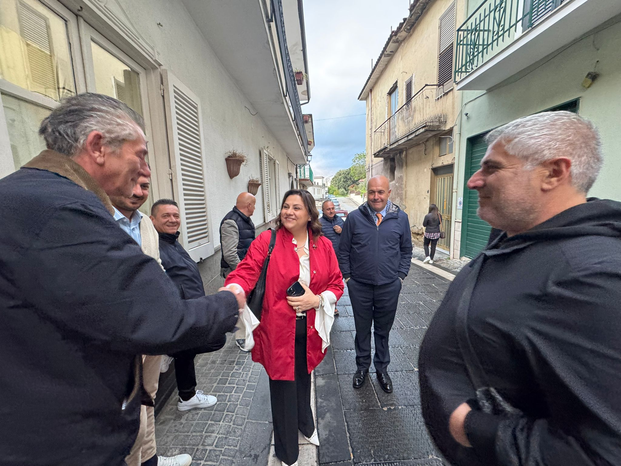Quadrelle, Mastella e l’assessore regionale Serluca sostengono Carmine Isola: confronto su sviluppo e futuro del paese