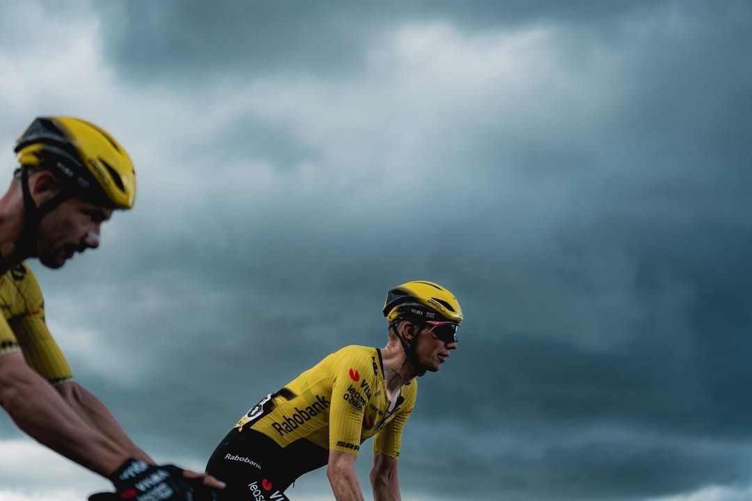 Giro d’Italia, Vingegaard domina il Blockhaus: Eulalio resiste in maglia rosa.(foto)