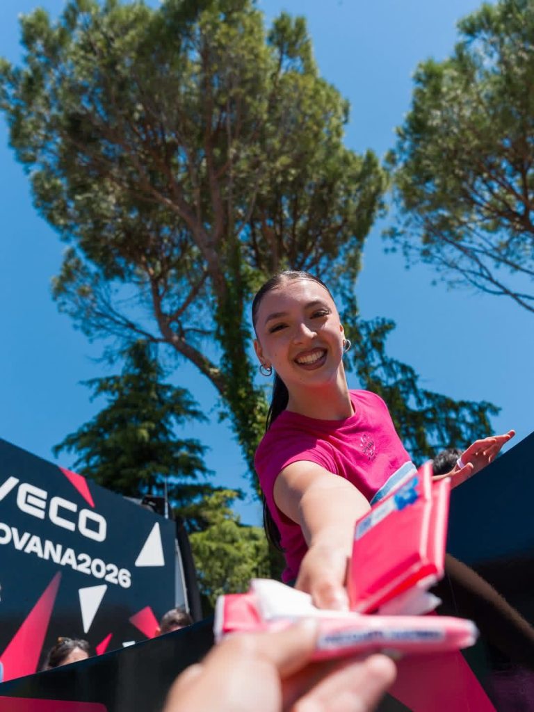 Giro d’Italia, Vingegaard concede il bis a Corno alle Scale: Eulalio salva la maglia rosa