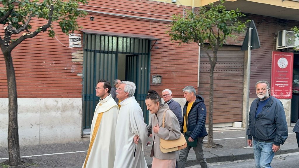 Mugnano del Cardinale, fede e tradizione per la processione di San Liberatore: grande partecipazione dei fedeli.(foto e video)