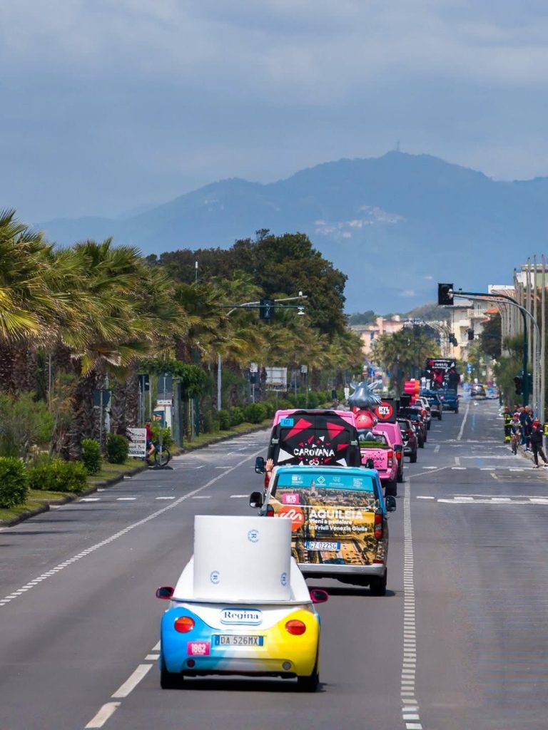 Giro d’Italia, Ganna domina la crono: Eulalio resta in rosa per 27 secondi